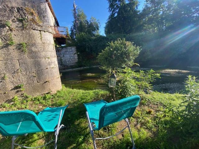 Hostellerie Les Griffons Bourdeilles Bagian luar foto