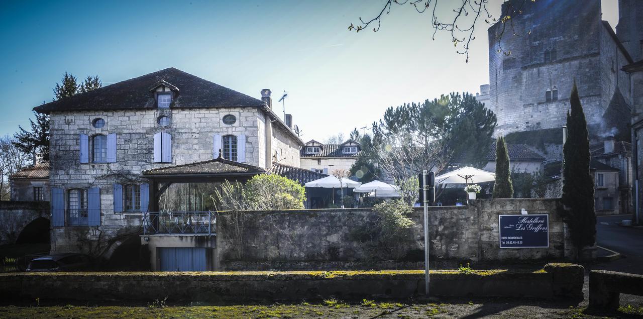Hostellerie Les Griffons Bourdeilles Bagian luar foto